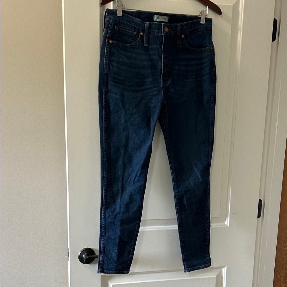 Madewell Dark Indigo Skinny Jeans
High Rise